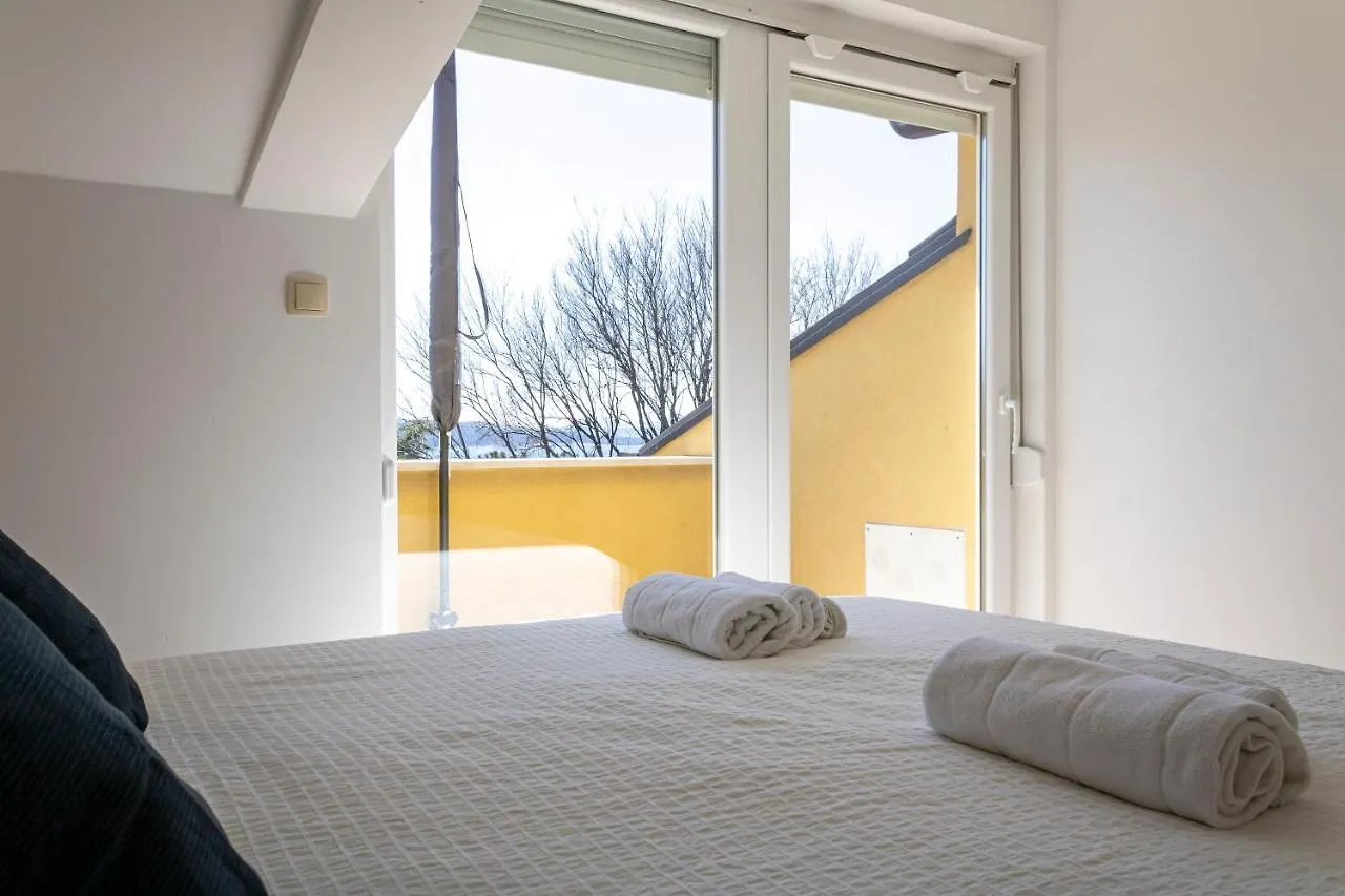 Beachfront Crikvenica Apartment